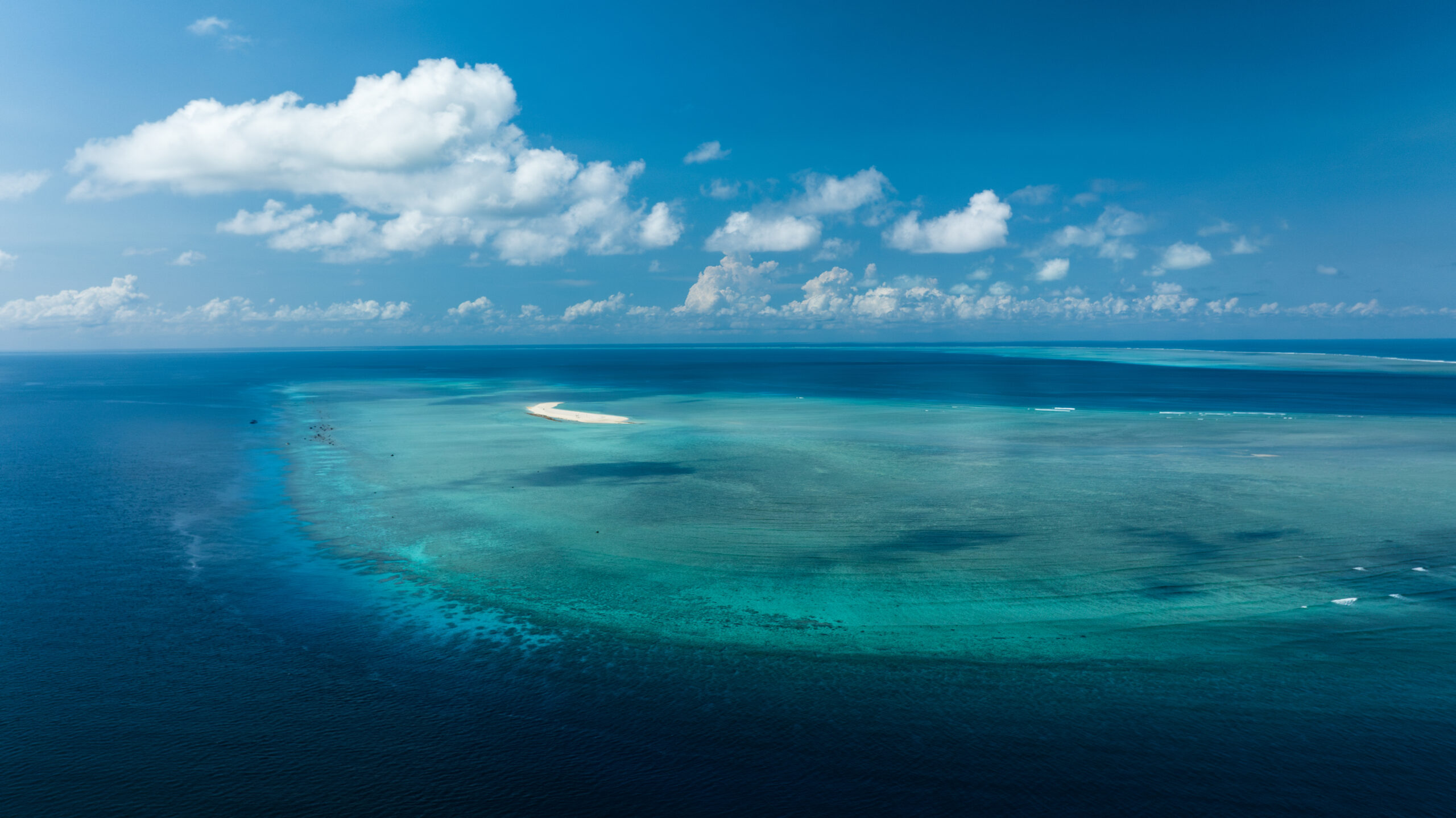 aerial photo of Scott Reef